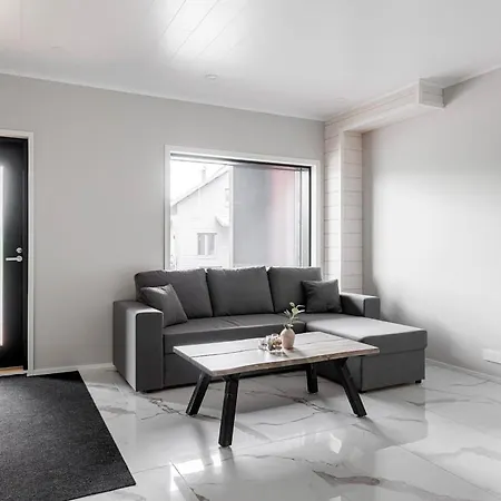Luxus Helmi 3 - 23 Hloe, Golf Villa *